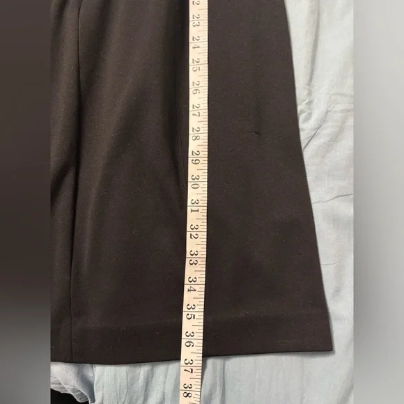 The Perfect Little Black Dress - Picture 6 of 6